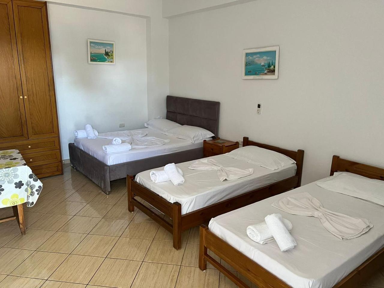 Golden Apartment Sarandë Buitenkant foto