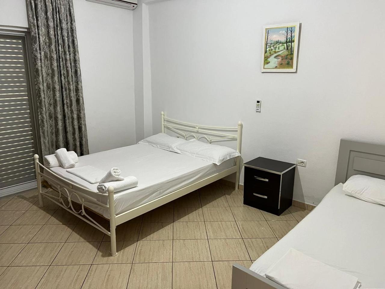 Golden Apartment Sarandë Buitenkant foto