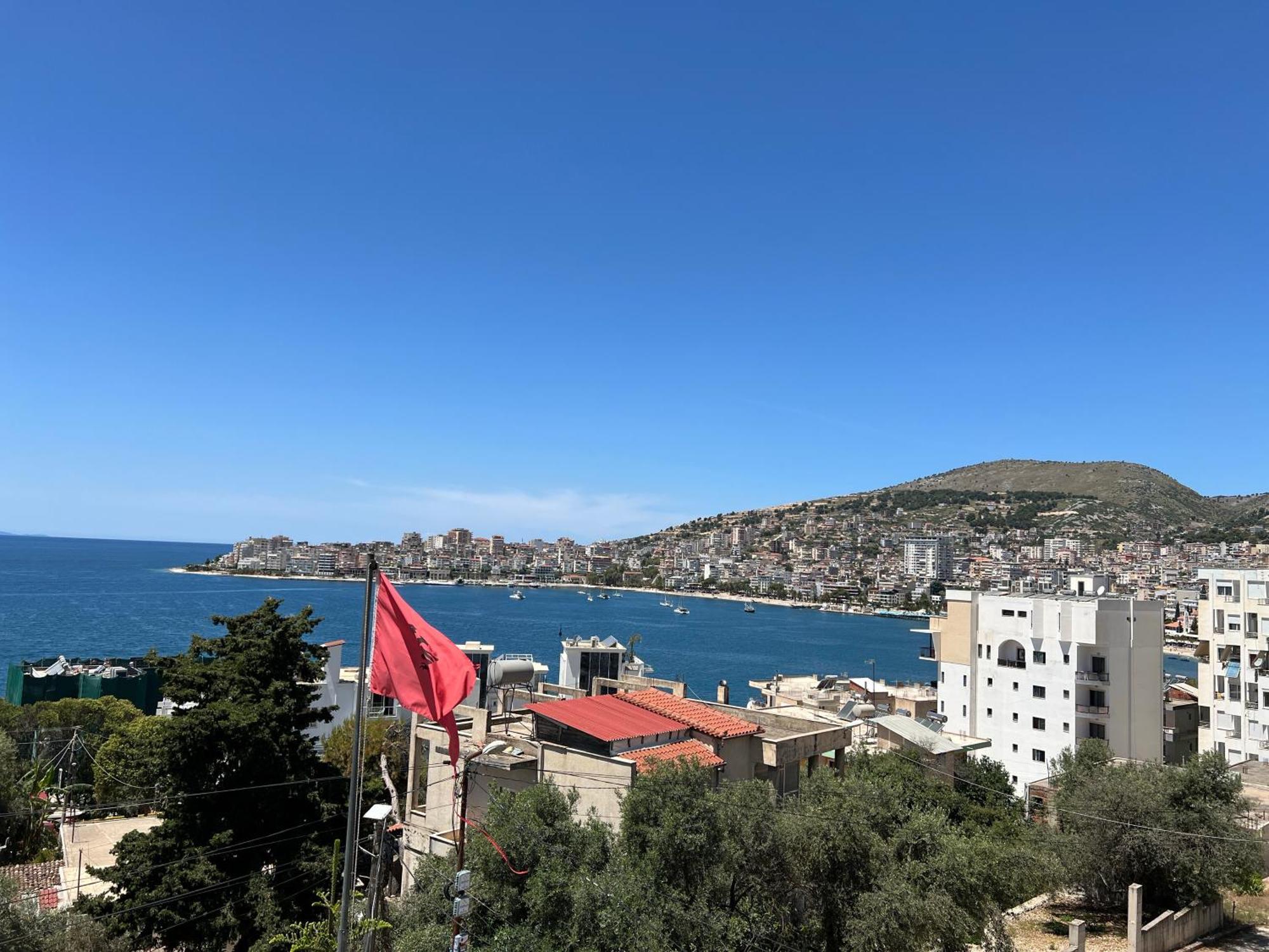 Golden Apartment Sarandë Buitenkant foto