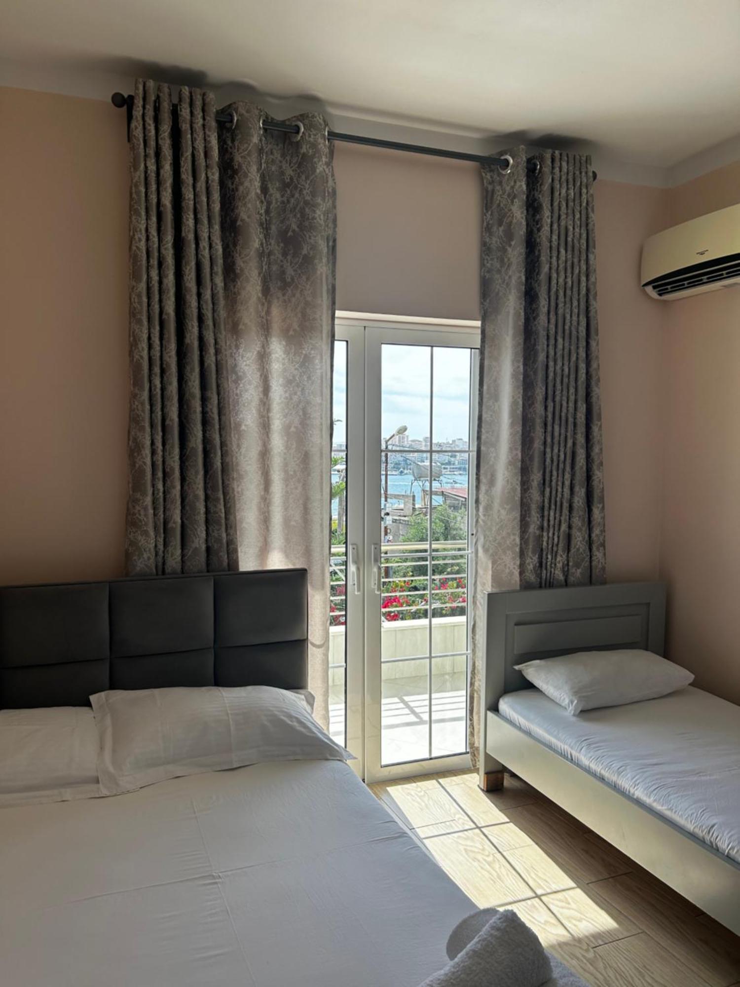 Golden Apartment Sarandë Buitenkant foto