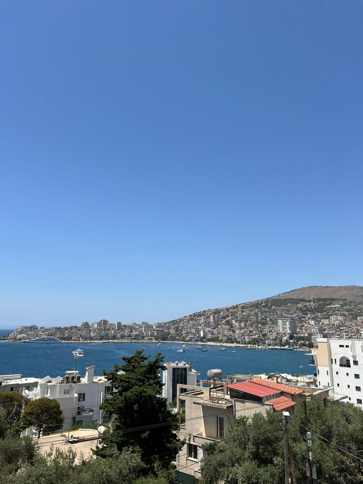 Golden Apartment Sarandë Buitenkant foto