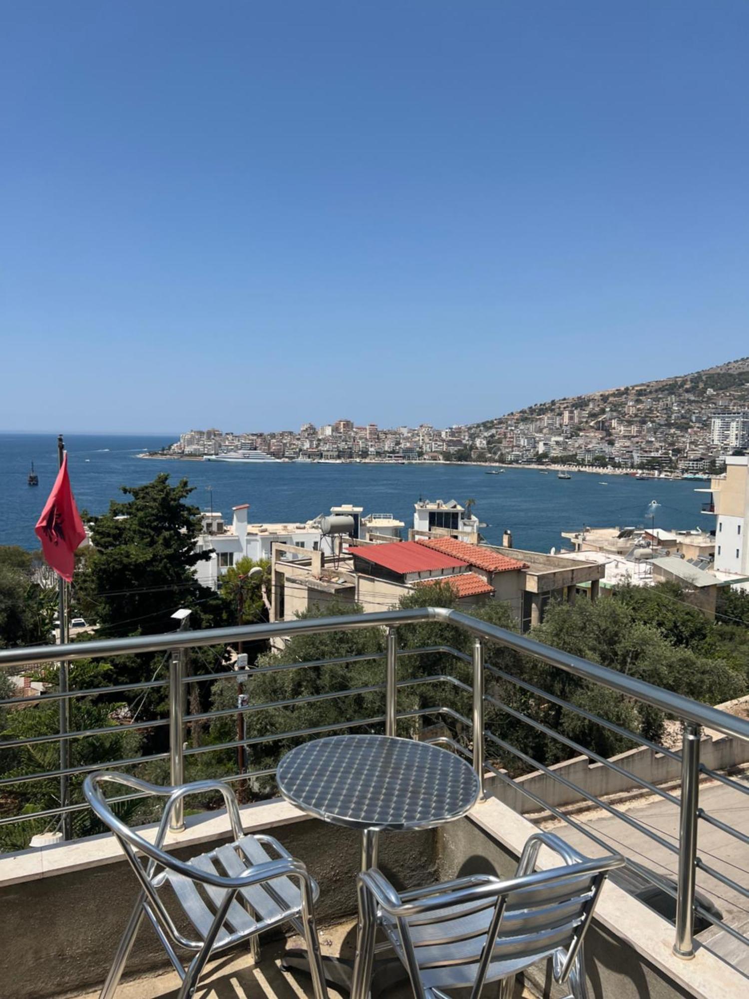 Golden Apartment Sarandë Buitenkant foto