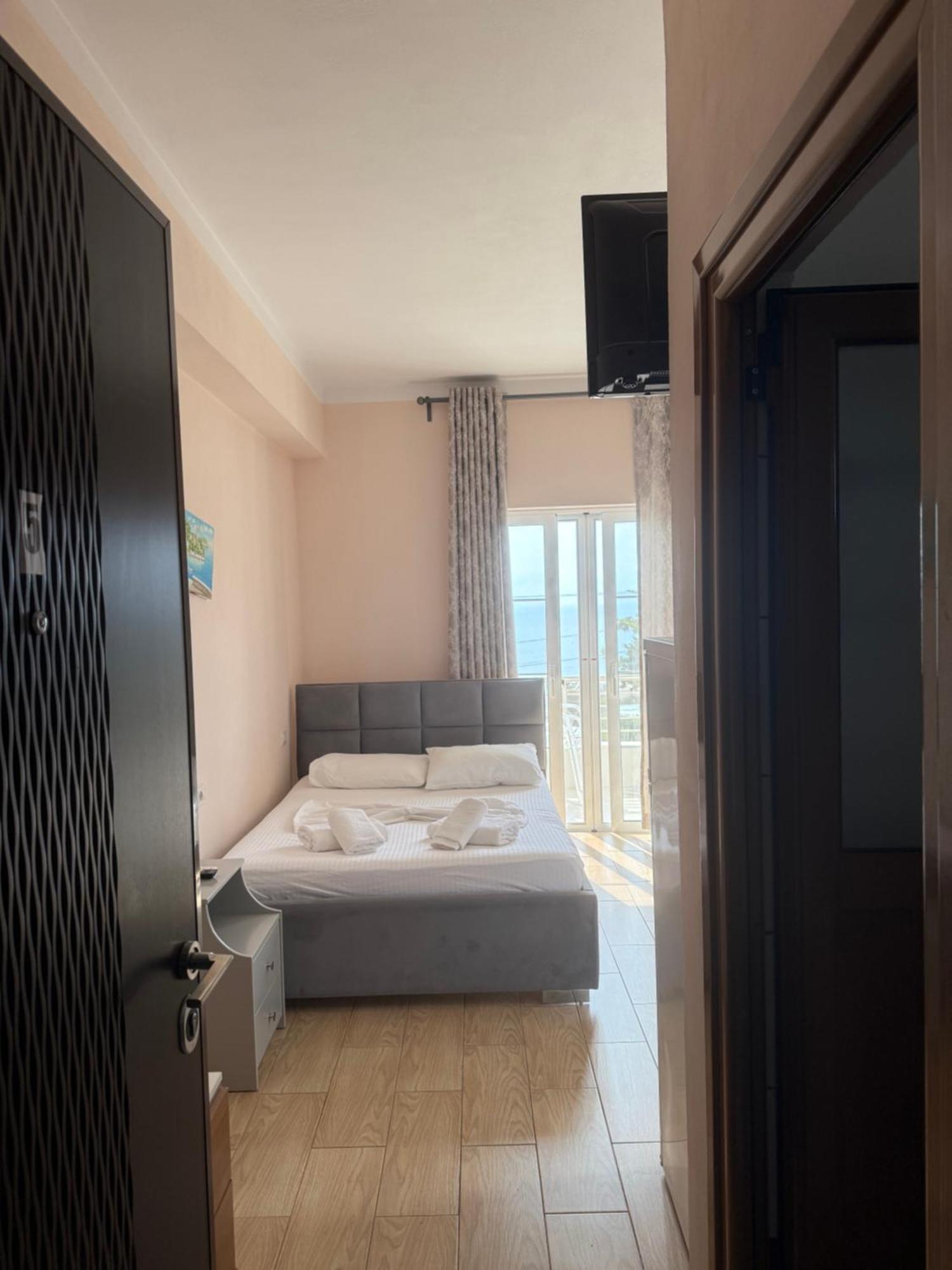Golden Apartment Sarandë Buitenkant foto