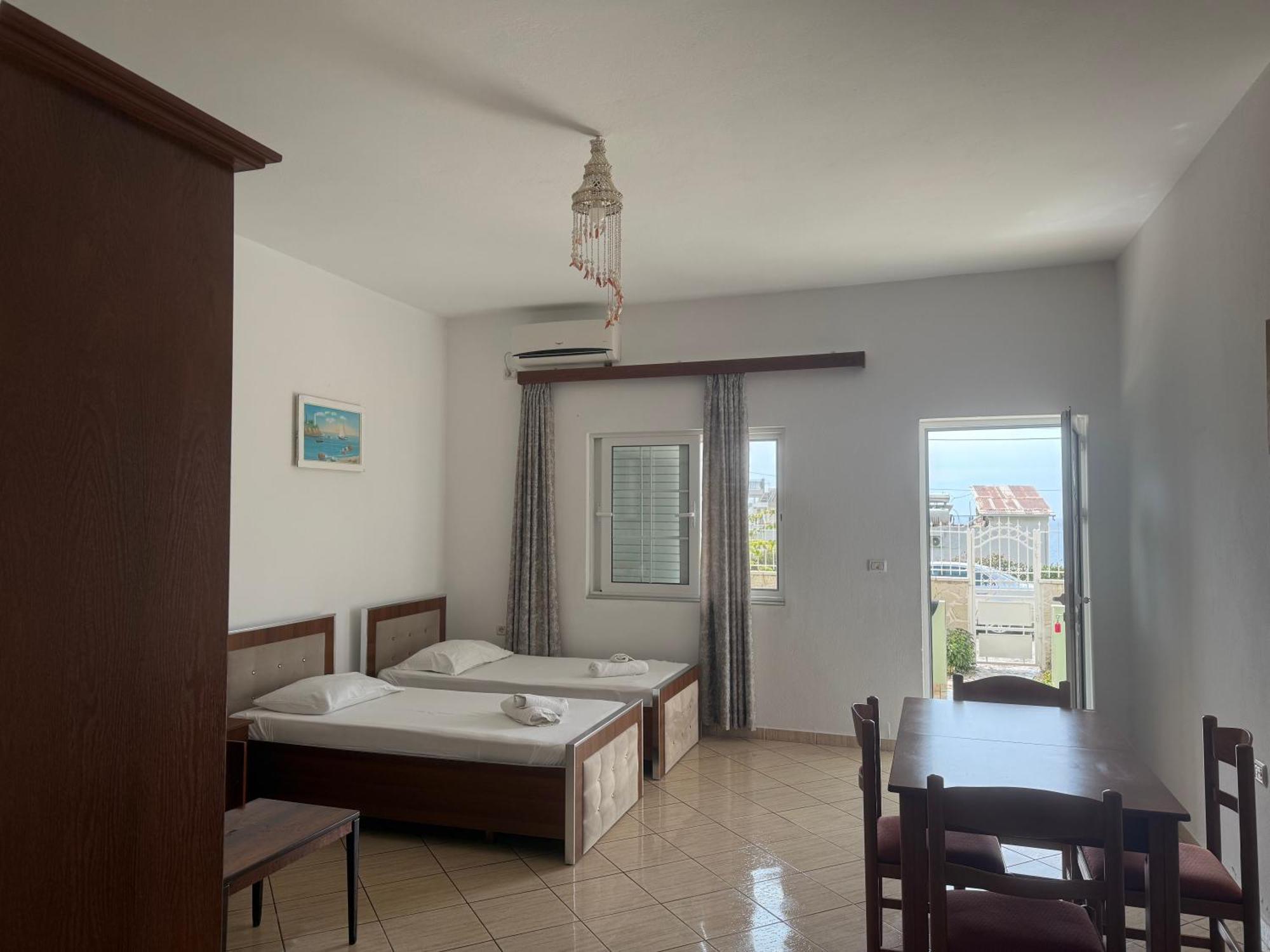 Golden Apartment Sarandë Buitenkant foto